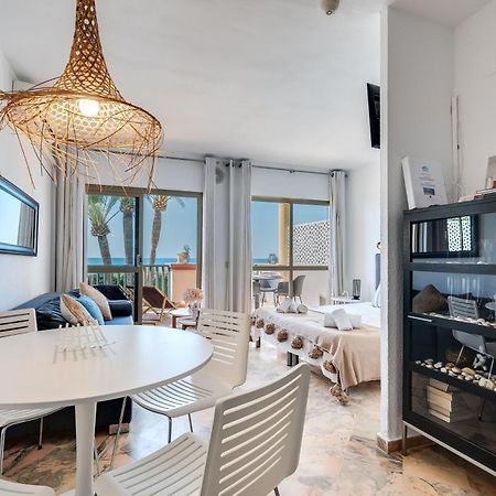 Front Line Beach Studio Apartment Marbella Dış mekan fotoğraf