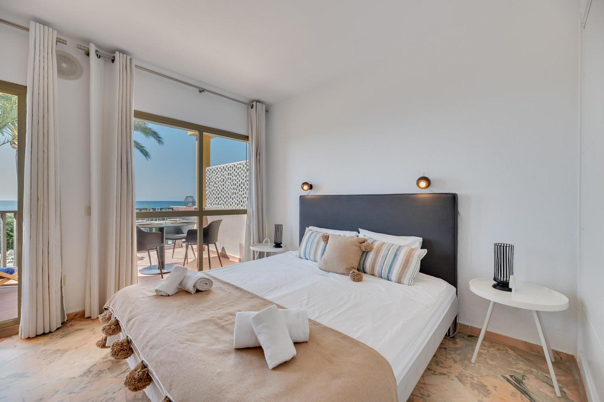 Front Line Beach Studio Apartment Marbella Dış mekan fotoğraf